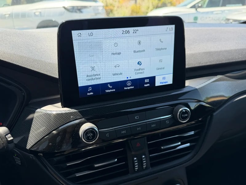 Photo de la voiture FORD KUGA 2.0 TDCi 120 S&S 4x2 Powershift ST-Line
