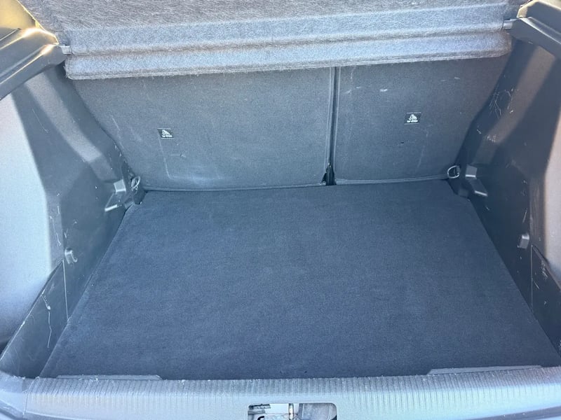 Photo de la voiture PEUGEOT 2008 PureTech 100 S&S BVM6 Active