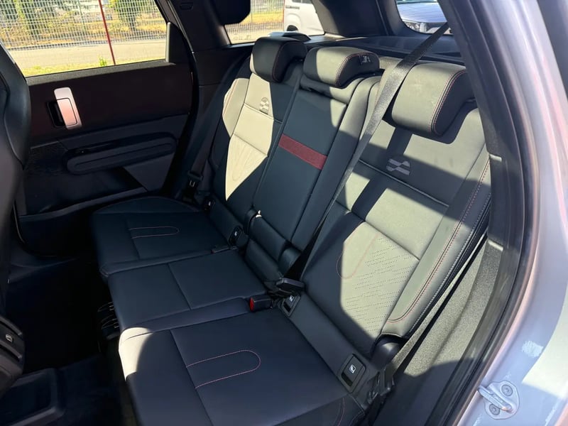 Photo de la voiture MINI COUNTRYMAN U25 170 ch DKG7 C JCW Finition