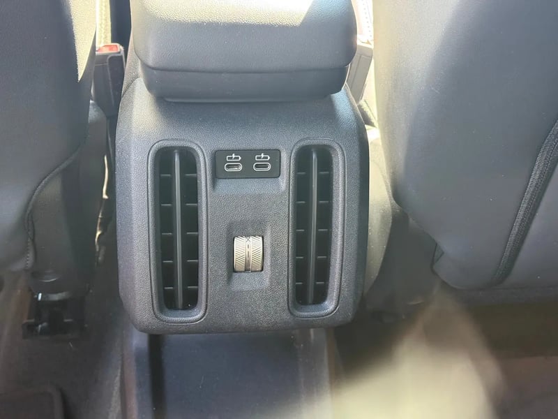 Photo de la voiture MINI COUNTRYMAN U25 170 ch DKG7 C JCW Finition