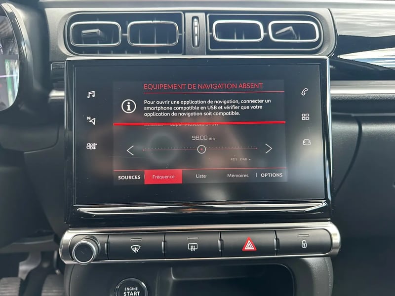Photo de la voiture CITROEN C3 PureTech 83 S&S BVM5 Shine