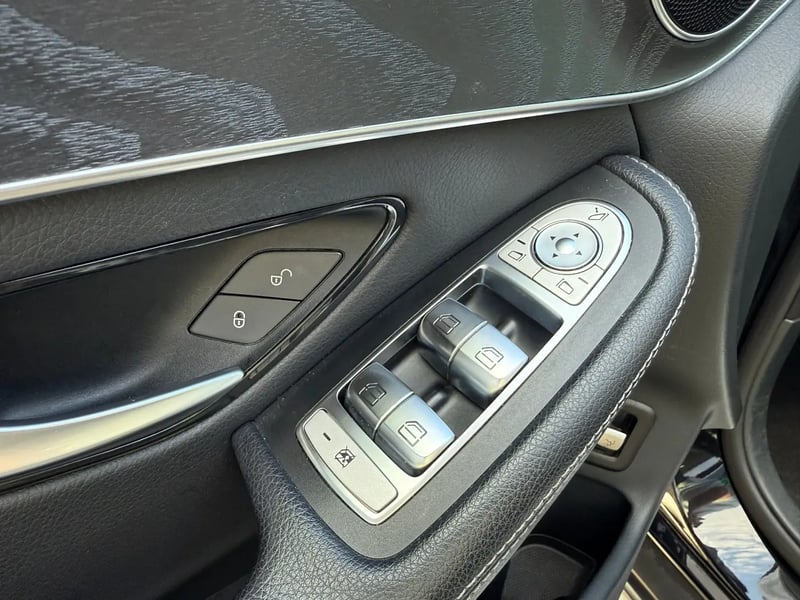 Photo de la voiture MERCEDES-BENZ GLC COUPE 250 d 9G-Tronic 4Matic Sportline