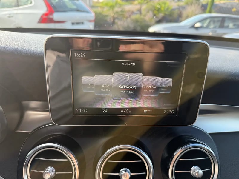 Photo de la voiture MERCEDES-BENZ GLC COUPE 250 d 9G-Tronic 4Matic Sportline