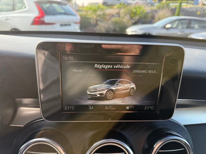 Photo de la voiture MERCEDES-BENZ GLC COUPE 250 d 9G-Tronic 4Matic Sportline