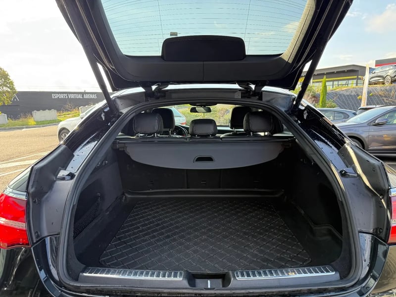 Photo de la voiture MERCEDES-BENZ GLC COUPE 250 d 9G-Tronic 4Matic Sportline