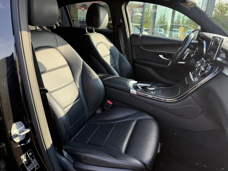 Photo de la voiture MERCEDES-BENZ GLC COUPE 250 d 9G-Tronic 4Matic Sportline