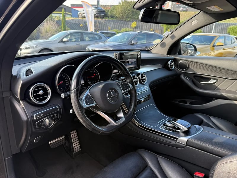 Photo de la voiture MERCEDES-BENZ GLC COUPE 250 d 9G-Tronic 4Matic Sportline