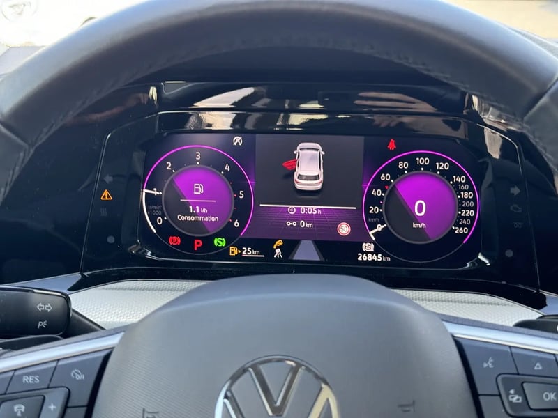Photo de la voiture VOLKSWAGEN GOLF 2.0 TDI SCR 150 DSG7 Life Plus