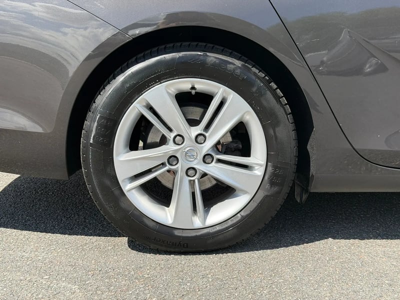 Photo de la voiture OPEL INSIGNIA GRAND SPORT 2.0 Diesel 174 ch BVA8 Elegance Business