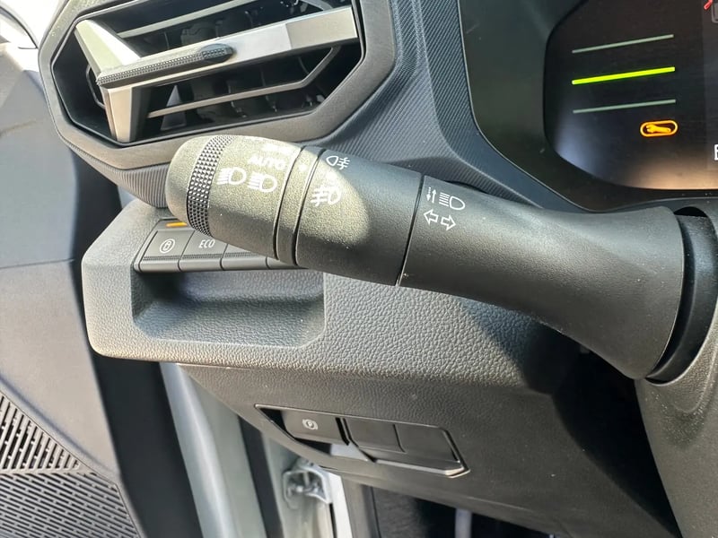 Photo de la voiture DACIA DUSTER Mild Hybrid 130 Journey
