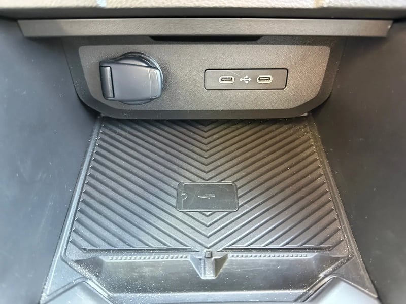 Photo de la voiture DACIA DUSTER Mild Hybrid 130 Journey