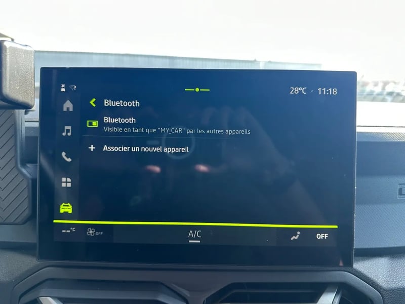 Photo de la voiture DACIA DUSTER Mild Hybrid 130 Journey