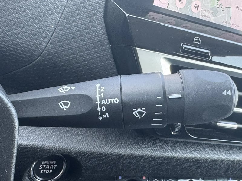 Photo de la voiture CITROEN C4 X BlueHDi 130 S&S EAT8 Max
