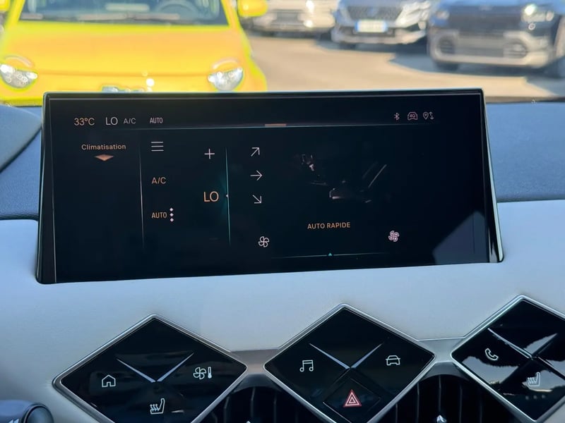 Photo de la voiture DS DS 3 PureTech 130 EAT8 Esprit de Voyage