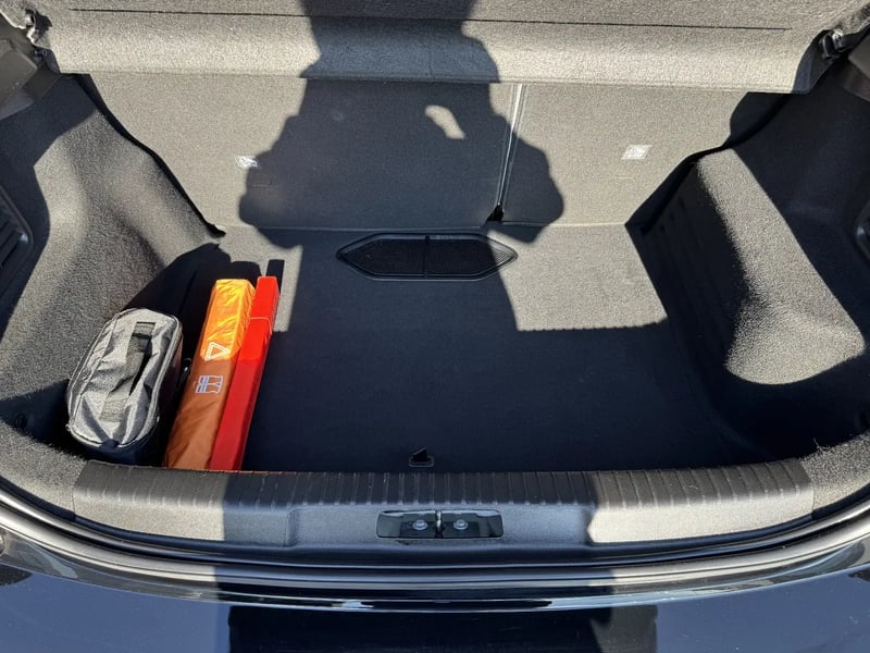 Photo de la voiture DS DS 3 PureTech 130 EAT8 Esprit de Voyage