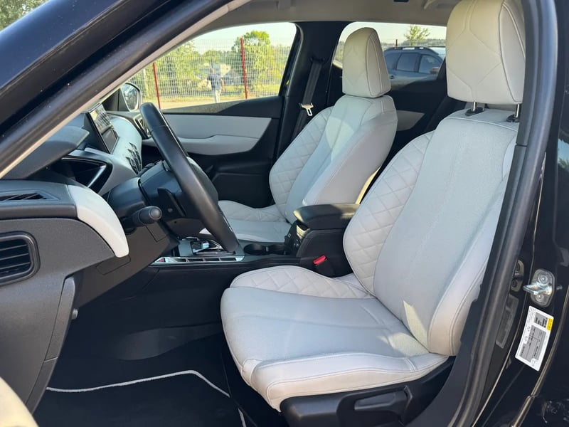Photo de la voiture DS DS 3 PureTech 130 EAT8 Esprit de Voyage