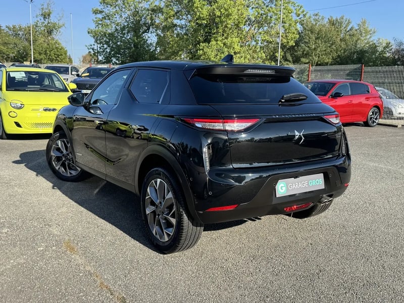 Photo de la voiture DS DS 3 PureTech 130 EAT8 Esprit de Voyage
