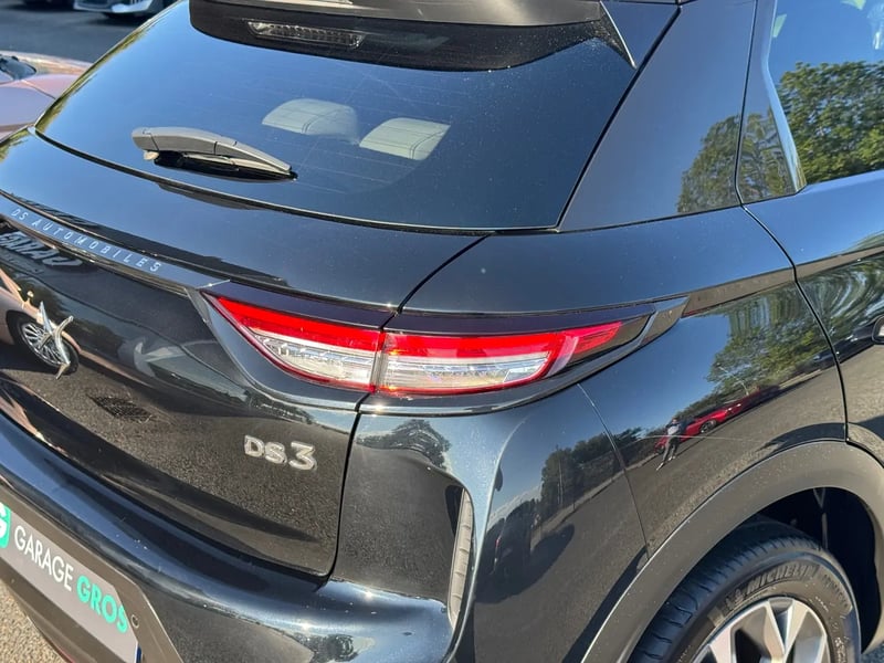 Photo de la voiture DS DS 3 PureTech 130 EAT8 Esprit de Voyage