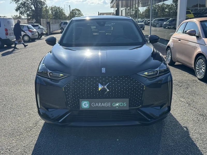 Photo de la voiture DS DS 3 PureTech 130 EAT8 Esprit de Voyage