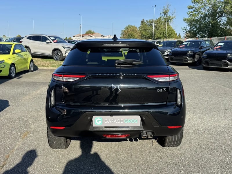 Photo de la voiture DS DS 3 PureTech 130 EAT8 Esprit de Voyage