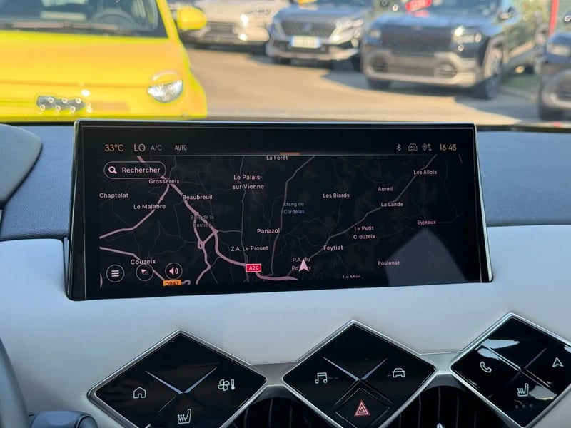 Photo de la voiture DS DS 3 PureTech 130 EAT8 Esprit de Voyage