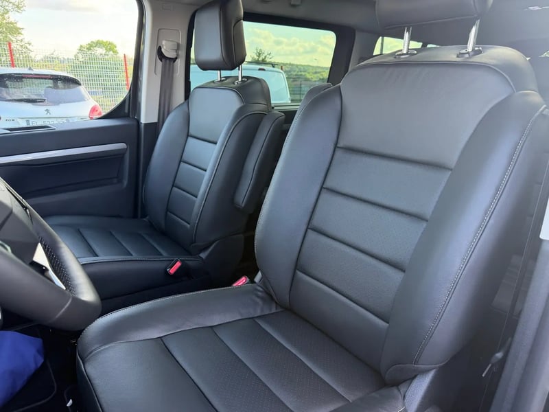 Photo de la voiture CITROEN SPACETOURER XL Diesel 180 ch Automatique Business Pack