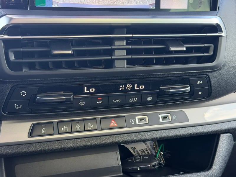 Photo de la voiture CITROEN SPACETOURER XL Diesel 180 ch Automatique Business Pack