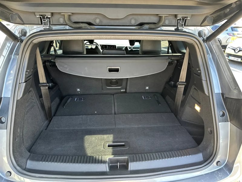 Photo de la voiture RENAULT ESPACE VI E-Tech full hybrid 200 GSR2 Techno