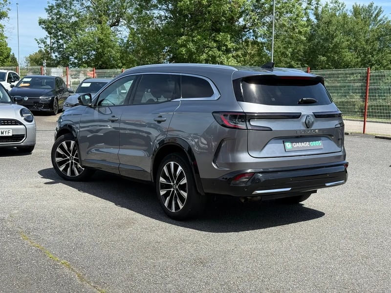 Photo de la voiture RENAULT ESPACE VI E-Tech hybrid 200 Techno
