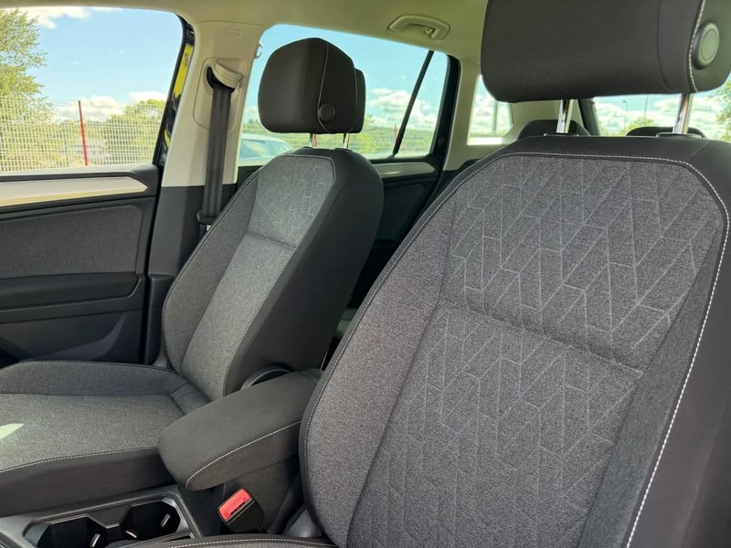 Photo de la voiture VOLKSWAGEN TIGUAN 1.5 TSI 150ch DSG7 Life Plus