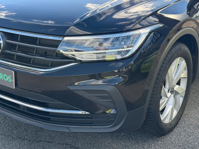 Photo de la voiture VOLKSWAGEN TIGUAN 1.5 TSI 150ch DSG7 Life Plus