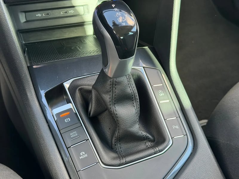 Photo de la voiture VOLKSWAGEN TIGUAN 1.5 TSI 150ch DSG7 Life Plus