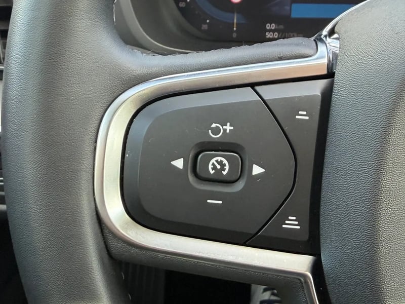 Photo de la voiture VOLVO XC60 T6 AWD Hybride rechargeable 253 ch+145 ch Geartronic 8 Start