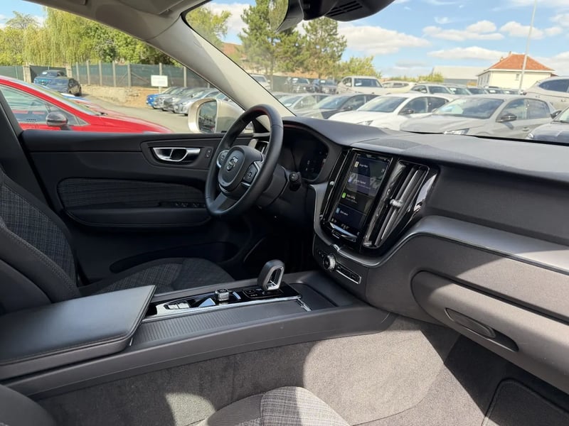 Photo de la voiture VOLVO XC60 T6 AWD Hybride rechargeable 253 ch+145 ch Geartronic 8 Start