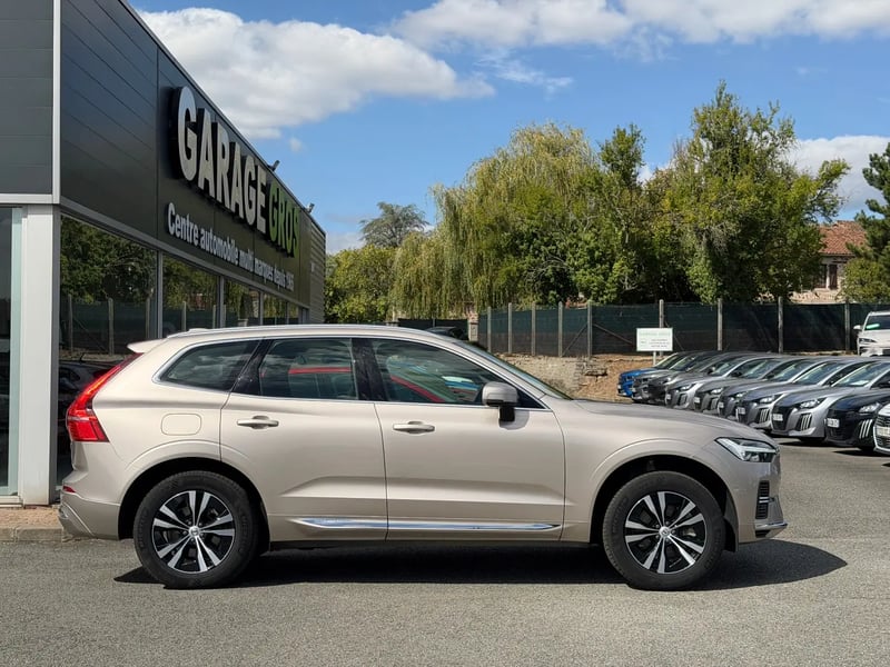 Photo de la voiture VOLVO XC60 T6 AWD Hybride rechargeable 253 ch+145 ch Geartronic 8 Start