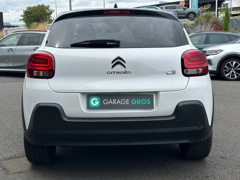 Photo de la voiture CITROEN C3 PureTech 110 S&S EAT6 Shine
