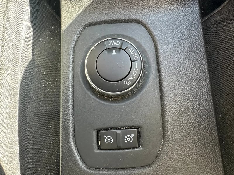 Photo de la voiture DACIA DUSTER Blue dCi 115 4x4 Prestige