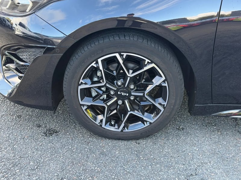 Photo de la voiture KIA PROCEED 1.5 T-GDi 160 ch DCT7 GT Line