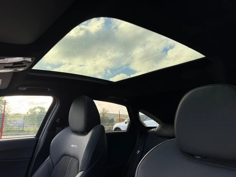 Photo de la voiture KIA PROCEED 1.5 T-GDi 160 ch DCT7 GT Line