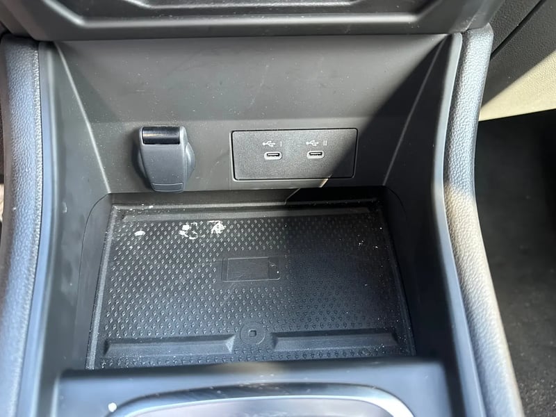 Photo de la voiture RENAULT CAPTUR Eco-G 100 ch Techno