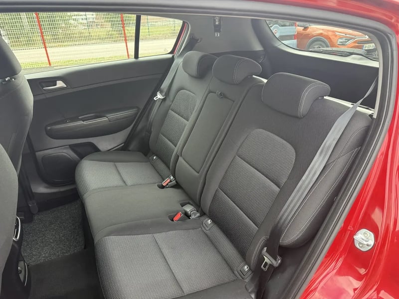 Photo de la voiture KIA SPORTAGE 1.6 CRDi 136 ISG 4x2 DCT7 Active