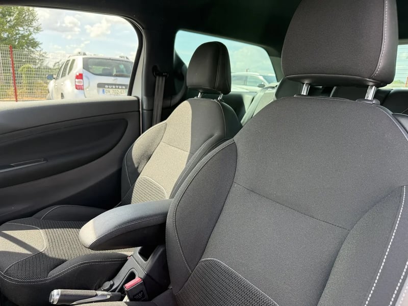 Photo de la voiture DS DS 3 PureTech 110 S&S BVM5 So Chic