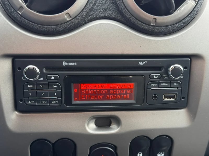 Photo de la voiture DACIA DUSTER 1.5 dCi 110 4x2 Laureate2