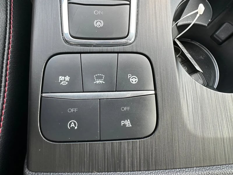 Photo de la voiture FORD KUGA 2.0 TDCi 120 S&S 4x2 Powershift ST-Line