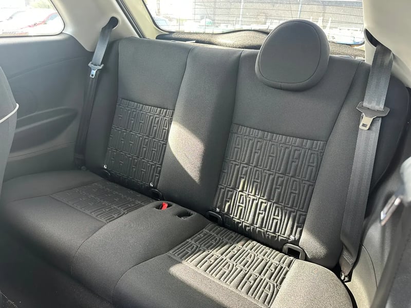 Photo de la voiture FIAT 500e BERLINE 500 e 118 ch Nouvelle 500