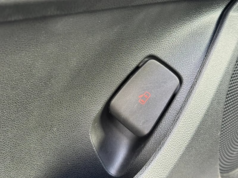 Photo de la voiture FIAT 500e BERLINE 500 e 118 ch Nouvelle 500