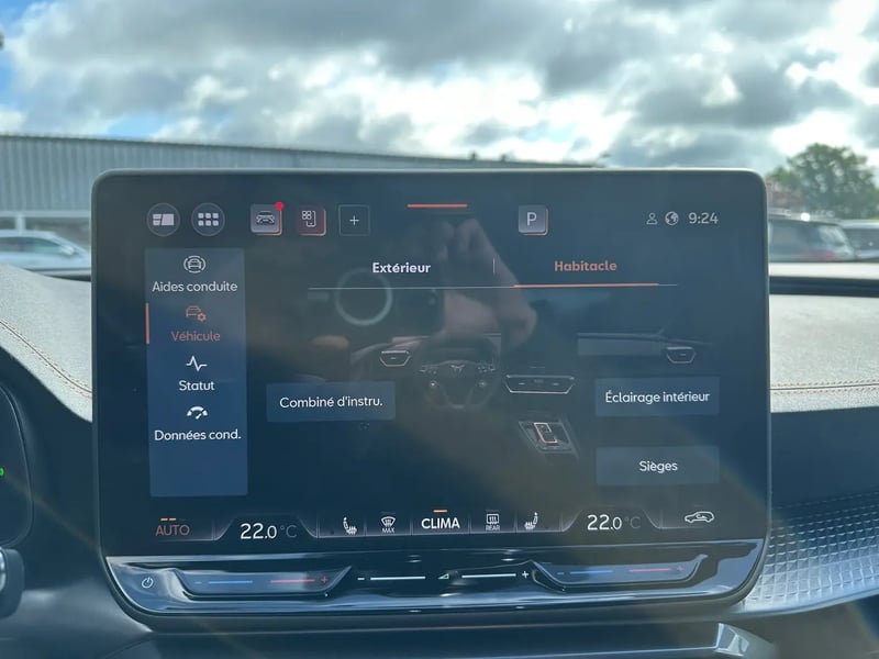 Photo de la voiture CUPRA FORMENTOR 1.5 eTSI Hybrid 150 ch DSG7 V