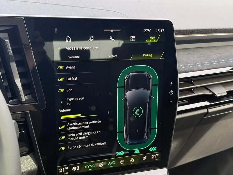 Photo de la voiture RENAULT AUSTRAL full hybrid E-Tech 200 ch Esprit Alpine