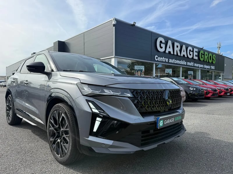Photo de la voiture RENAULT AUSTRAL full hybrid E-Tech 200 ch Esprit Alpine