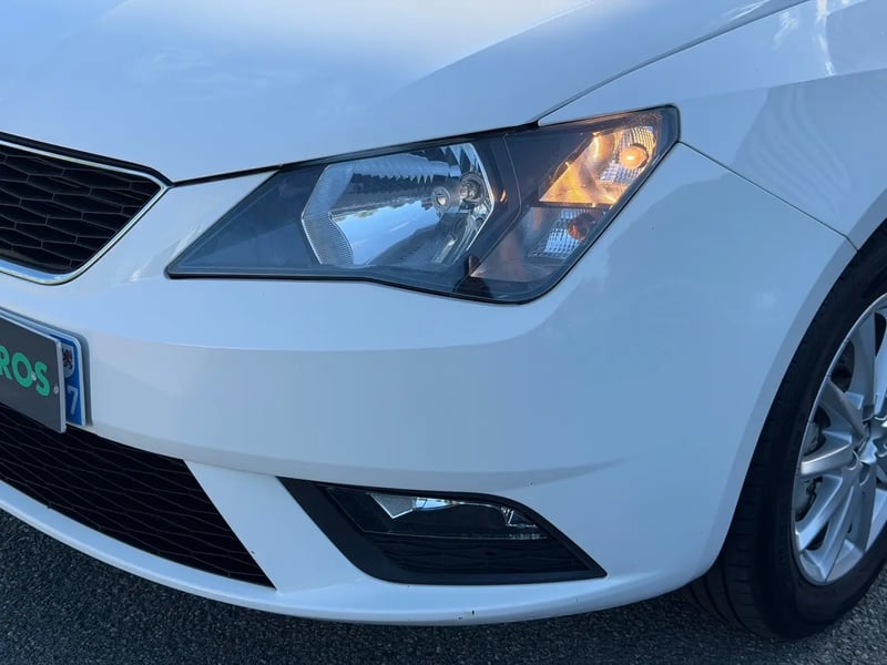 Photo de la voiture SEAT IBIZA 1.4 TDI 105 ch S/S Connect